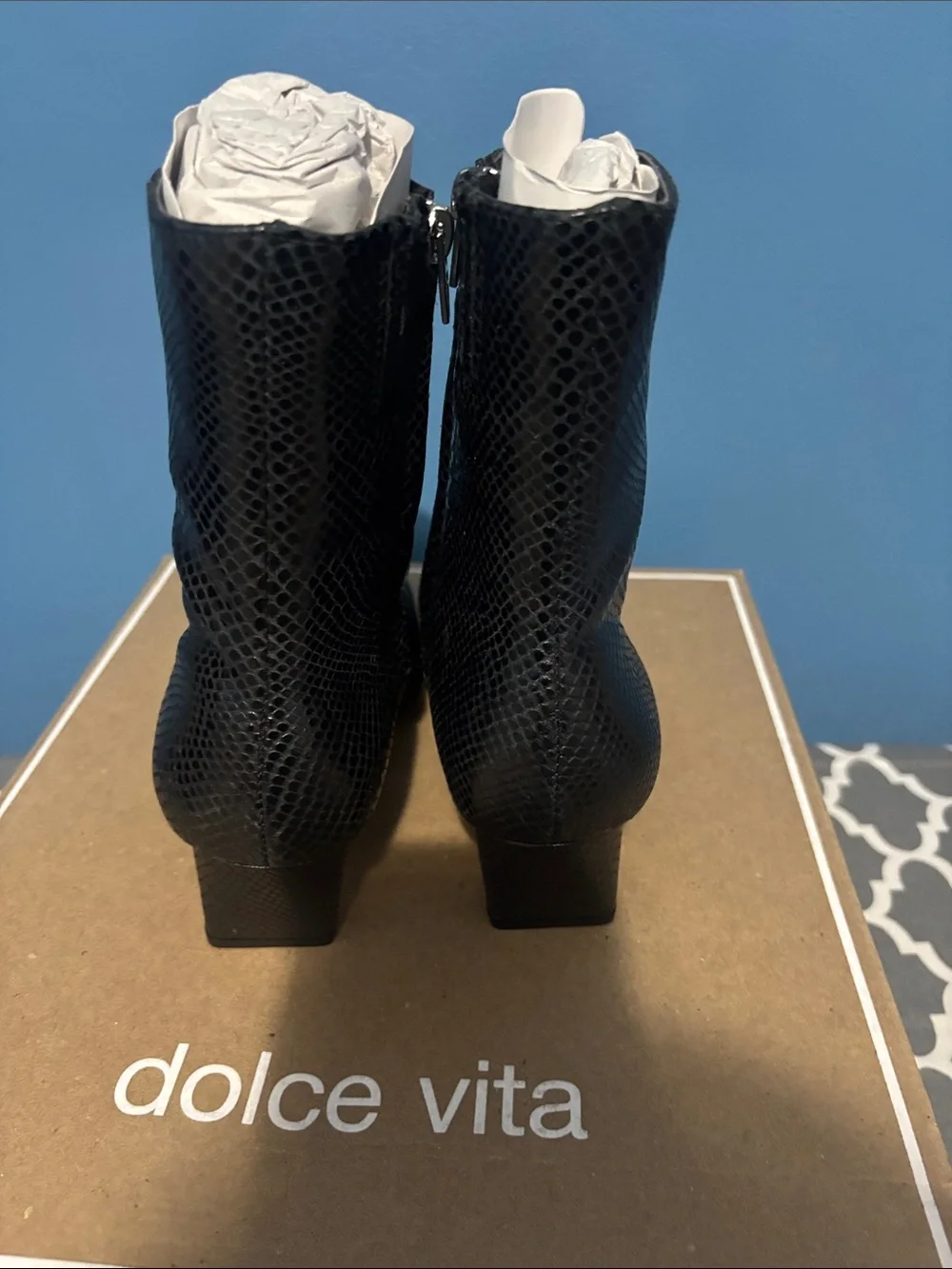 Dolce Vita Black Textured Pointed-Toe Ankle Booties